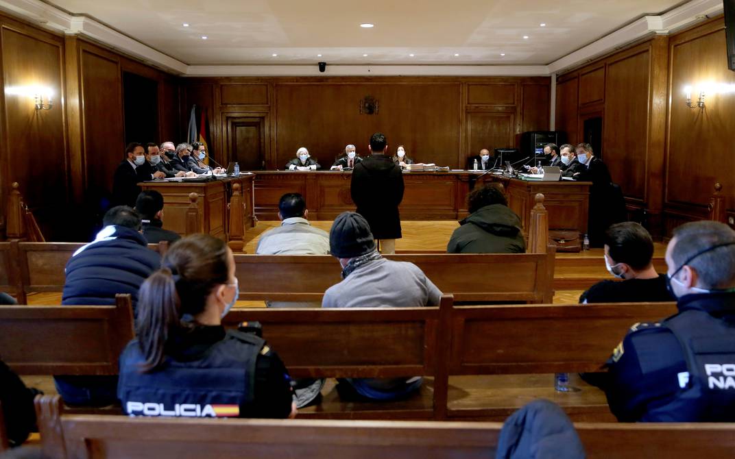 Prisión para dos ecuatorianos y un español por tripular un narcosubmarino Prisión para dos ecuatorianos y un español por tripular un narcosubmarino