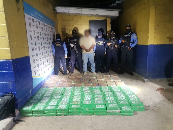 MP obtiene detención judicial por tráfico de 495 kilos de supuesta cocaína MP obtiene detención judicial por tráfico de 495 kilos de supuesta cocaína