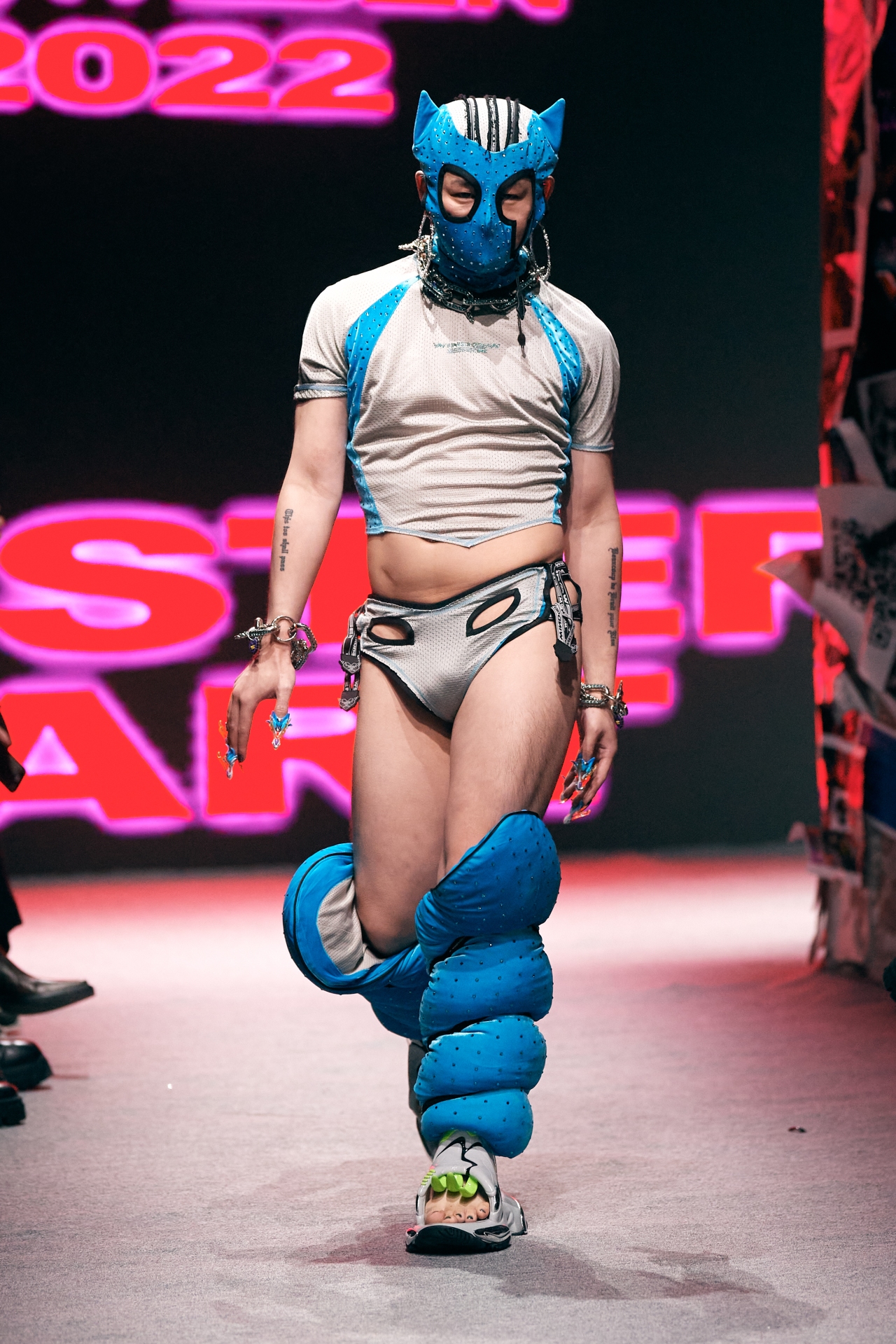 WINDOWSEN-SS22-Look-10