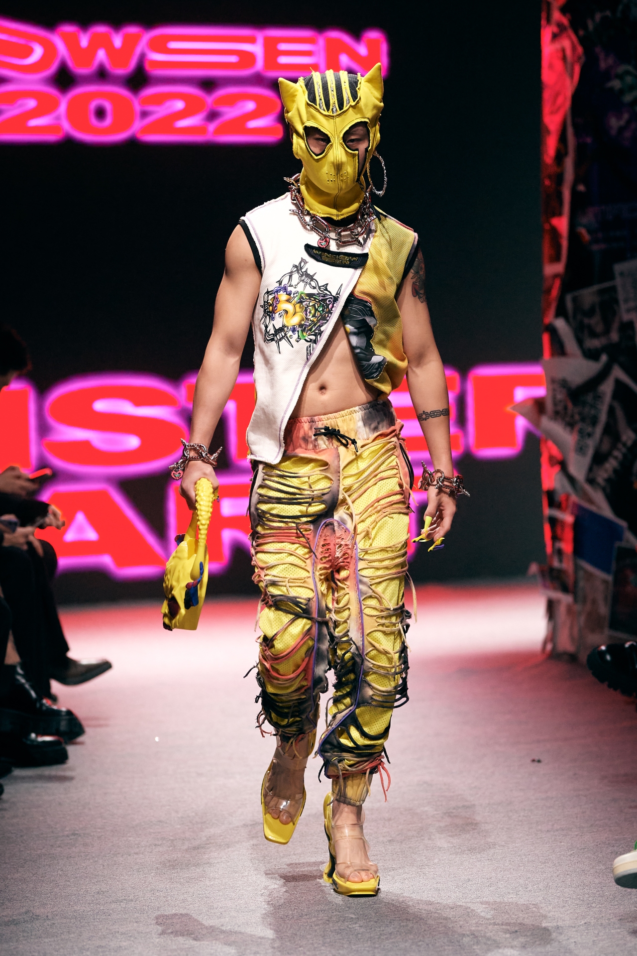 WINDOWSEN-SS22-Look-30