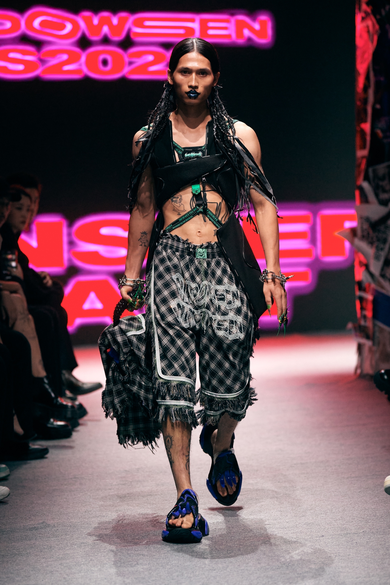 WINDOWSEN-SS22-Look-6