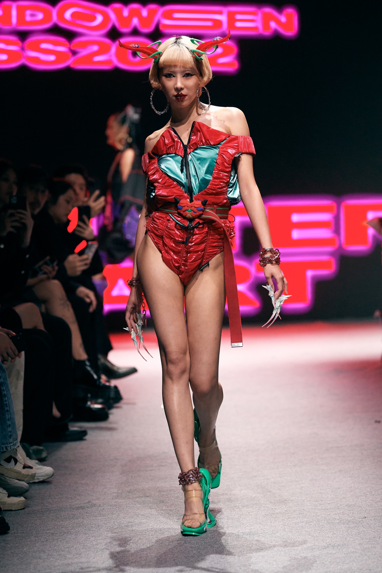 WINDOWSEN-SS22-Look-8