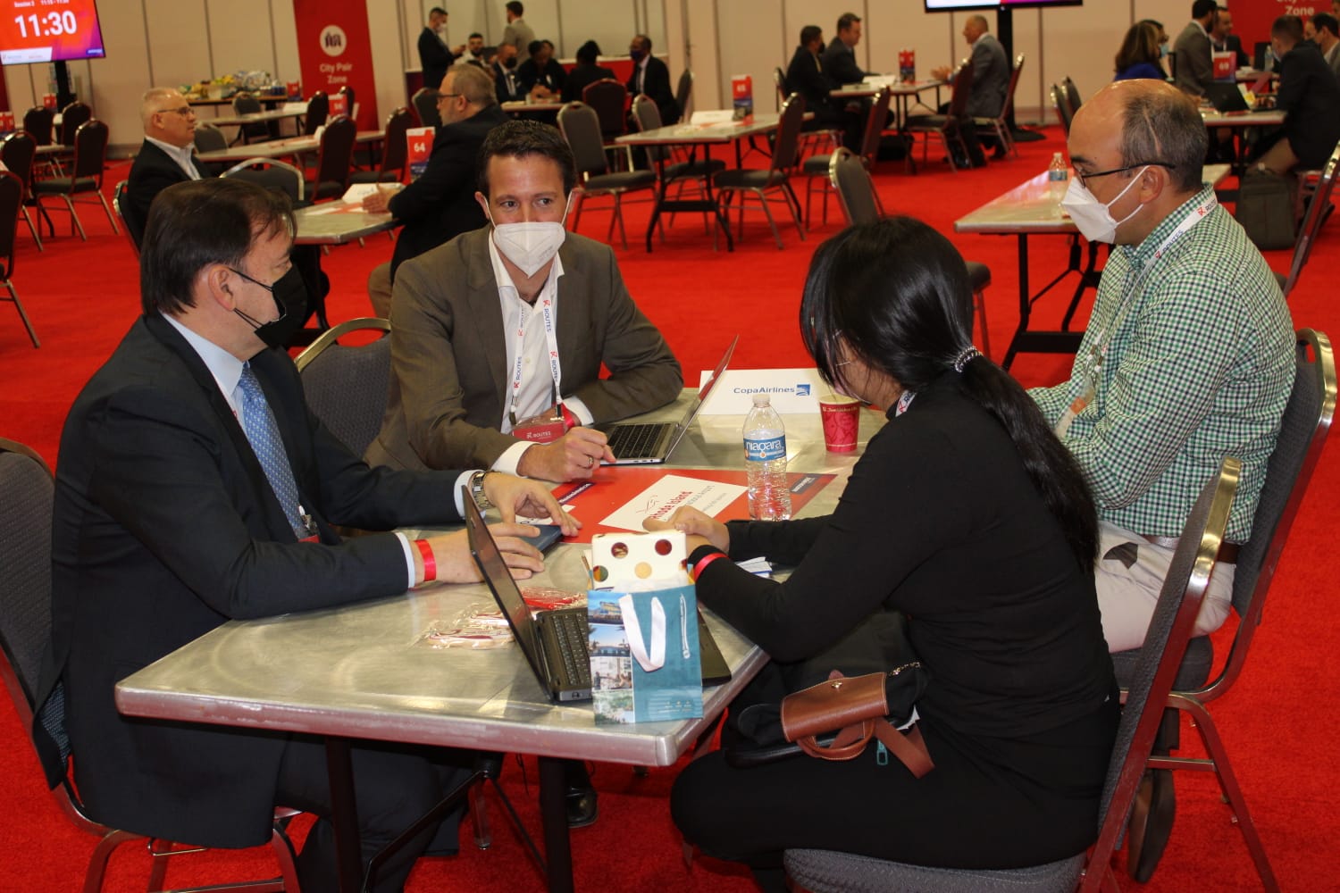 Aerolíneas de Panamá, Brasil, Ecuador, Perú y Canadá interesadas en Palmerola