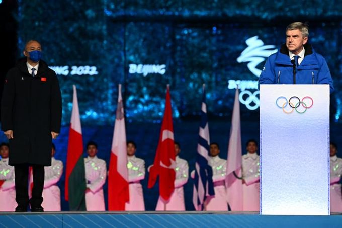 El presidente del COI, Thomas Bach, declara clausurados los Juegos Olímpicos de Pekín-2022