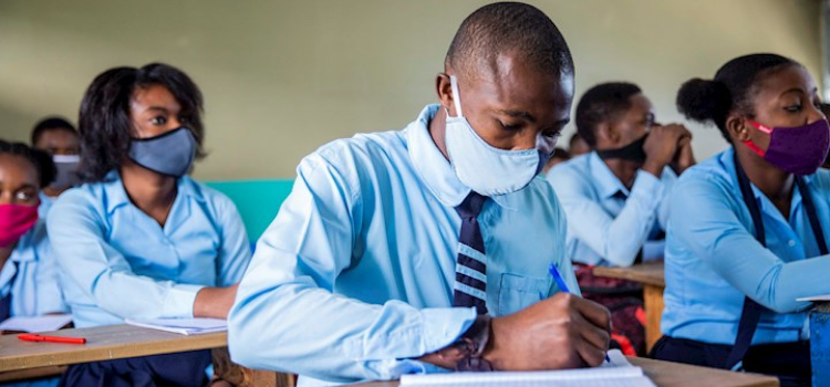 Escuelas y comercios cierran en Haití por temor a la violencia Escuelas y comercios cierran en Haití por temor a la violencia