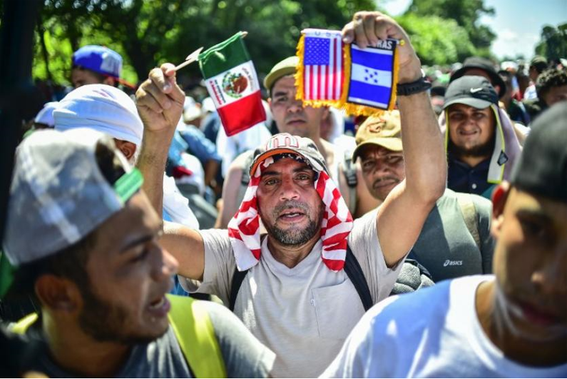 Hondureños ahora huyen de la violencia en México y buscan asilo en Estados Unidos