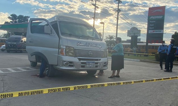 Matan a conductor y pasajera en la Rivera Hernández de SPS Matan a conductor y pasajera en la Rivera Hernández de SPS
