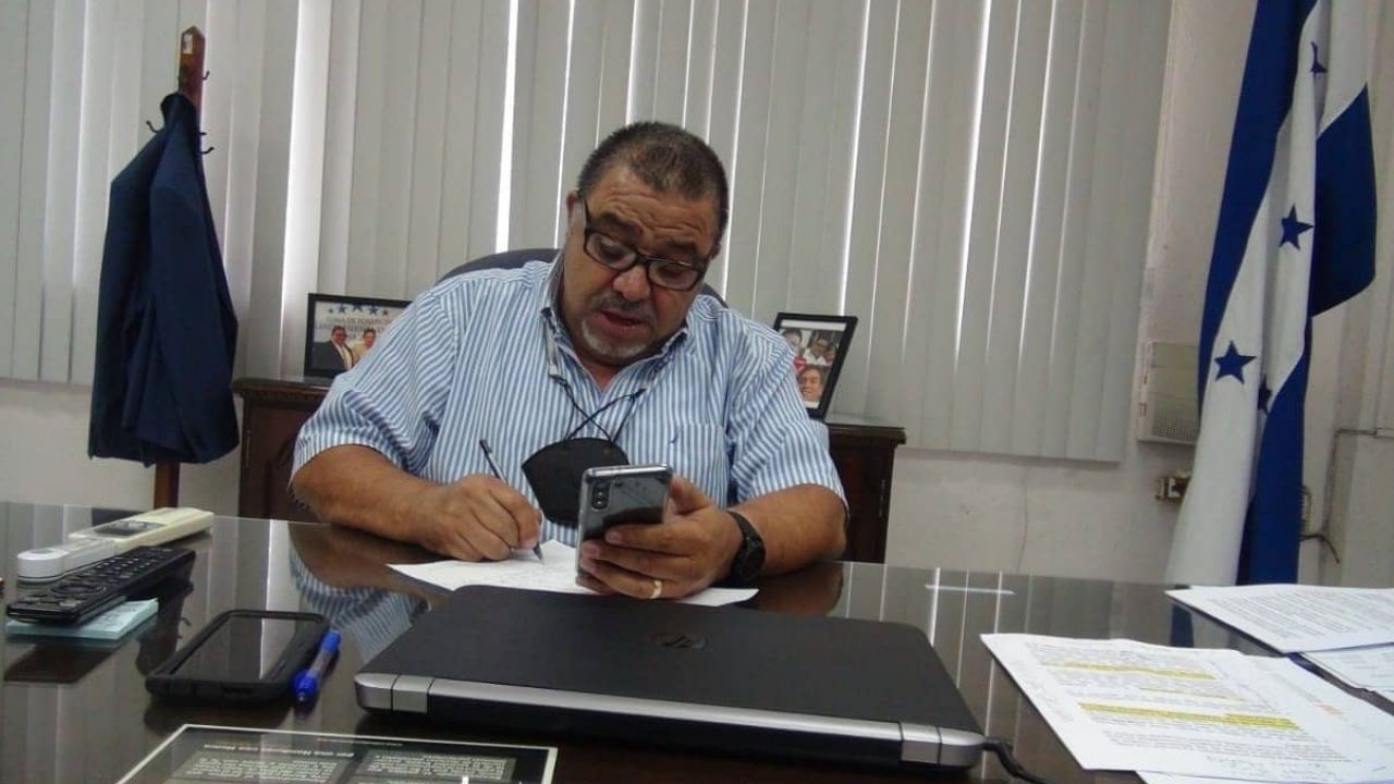 Exviceministro de Insep cree que exfuncionarios deben devolver prestaciones