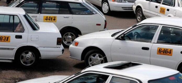 Unos 60 puntos entre taxis y buses urbanos e interurbanos paralizadas por extorsión