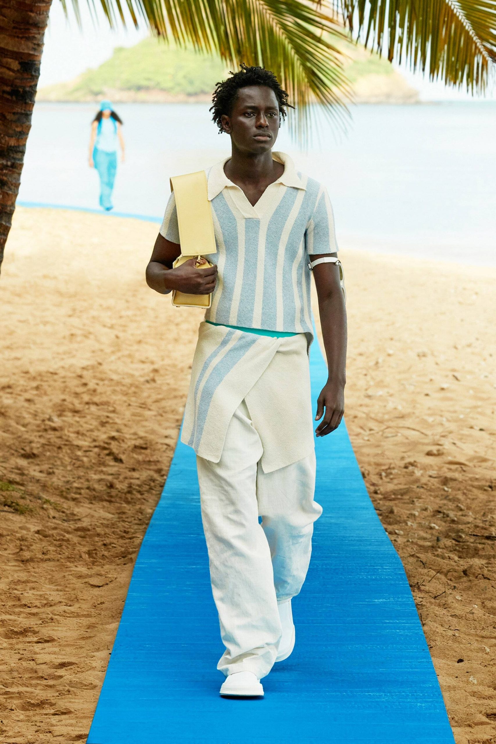 00008-jacquemus-spring-2022-ready-to-wear-credit-brand
