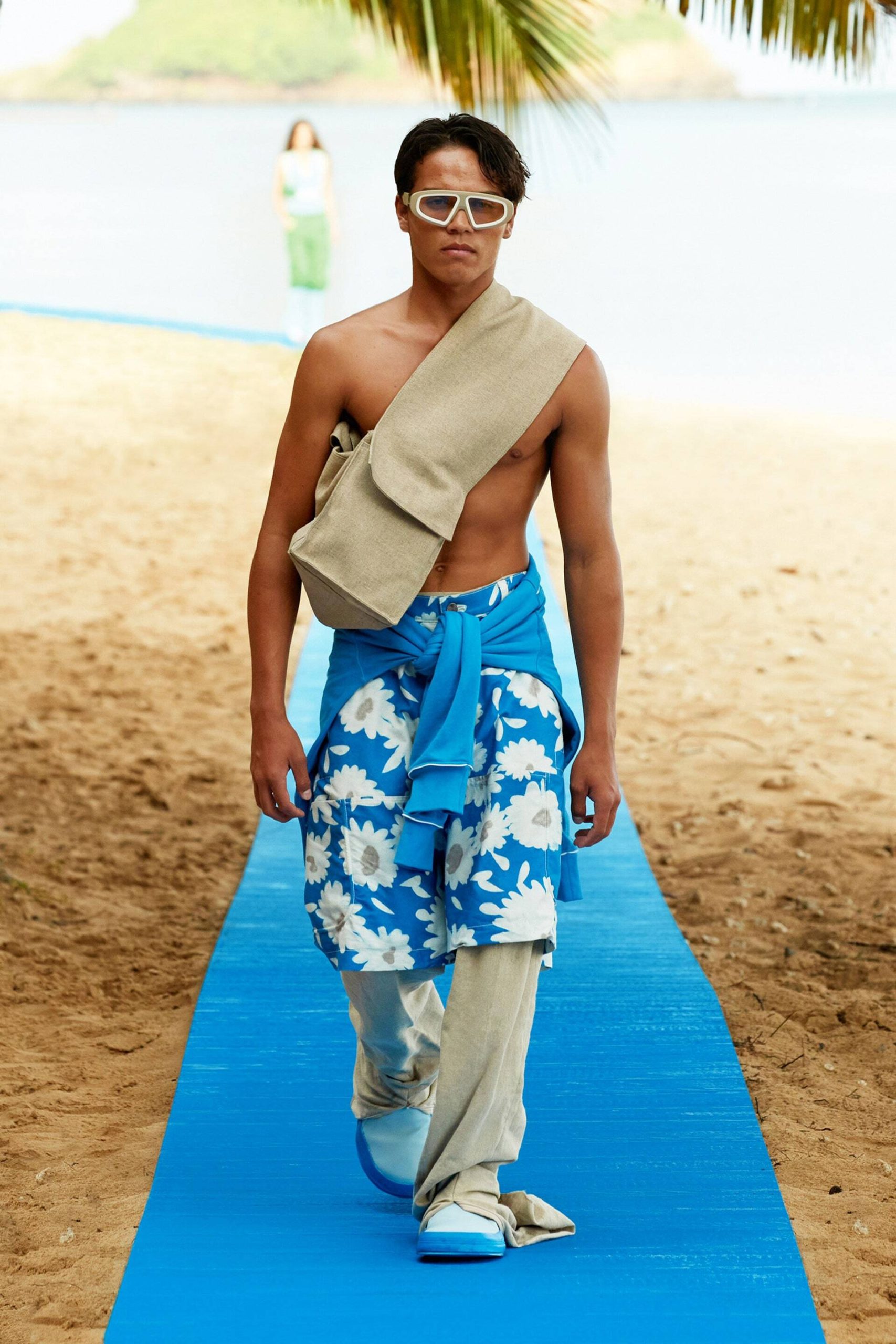 00011-jacquemus-spring-2022-ready-to-wear-credit-brand