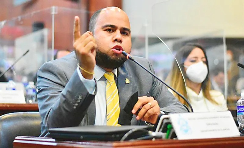 Rafael Sarmiento, jefe de la bancada de LIBRE da positivo a COVID-19 Rafael Sarmiento, jefe de la bancada de LIBRE da positivo a COVID-19