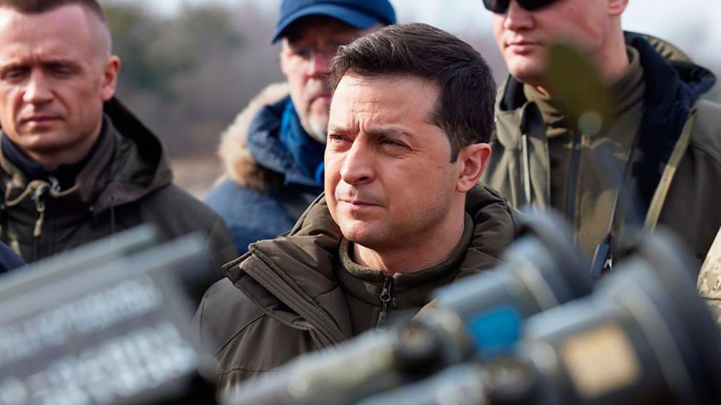 Presidente de Ucrania Volodimir Zelenski pide a OTAN «ayuda militar sin restricciones» Presidente de Ucrania Volodimir Zelenski pide a OTAN «ayuda militar sin restricciones»