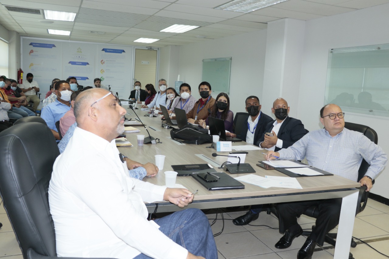 Gobierno y representantes del sector transporte de carga logran importantes acuerdos Gobierno y representantes del sector transporte de carga logran importantes acuerdos