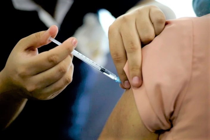 Un amplio estudio descartó que las vacunas contra el COVID estén vinculadas a muertes Un amplio estudio descartó que las vacunas contra el COVID estén vinculadas a muertes