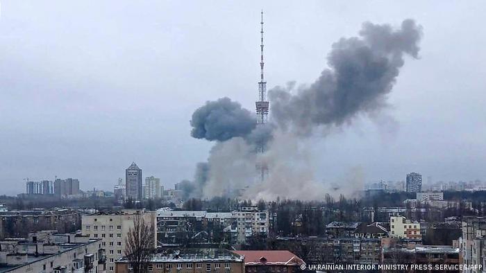 Rusia ataca la torre de televisión de Kiev: 5 muertos Rusia ataca la torre de televisión de Kiev: 5 muertos