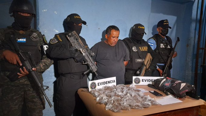 FNAMP captura a supuesto miembro de la Pandilla 18 responsable de la extorsión en Olanchito