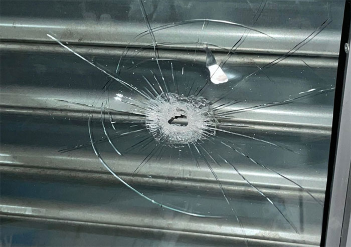 Alcalde de SPS denuncia atentado contra oficinas legales de la municipalidad