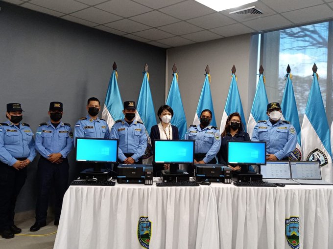 Policía Nacional recibe importante donativo de equipo tecnológico por parte de JICA