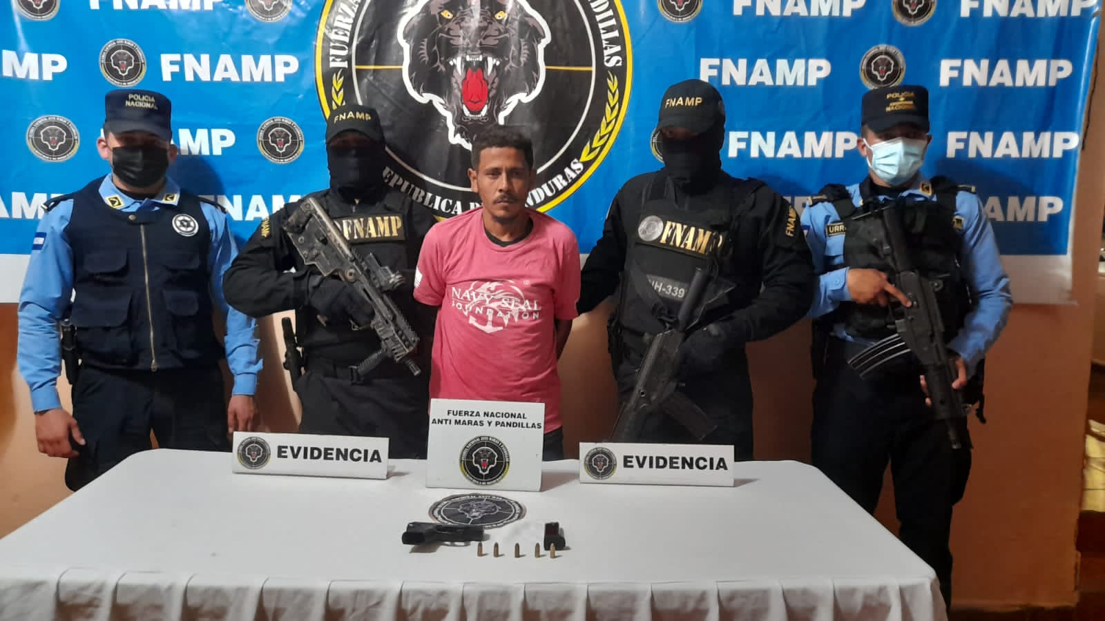 Detienen a «Chicho» supuesto autor material de la muerte de tres personas en Atlántida