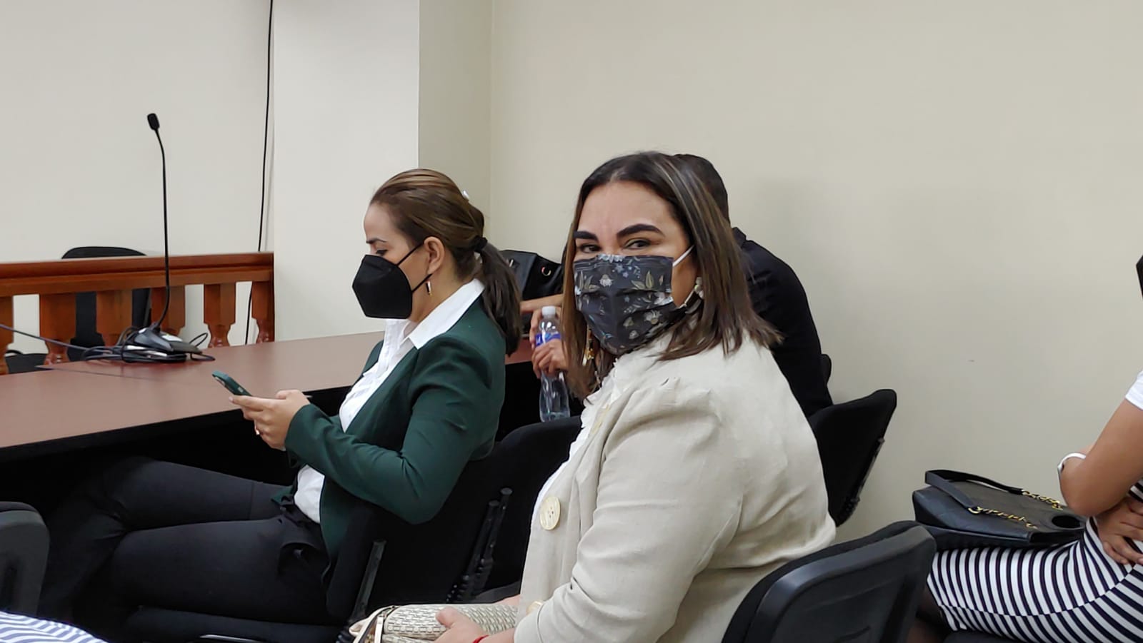 Dictan prisión preventiva contra exprimera dama Rosa Bonilla de Lobo y su secretario