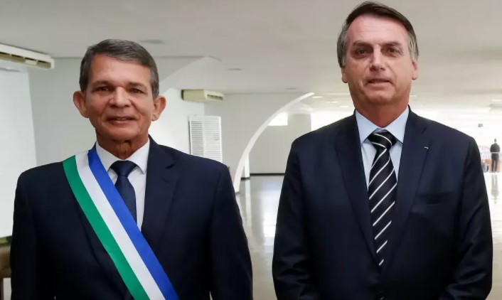 Jair Bolsonaro destituyó al presidente de Petrobras tras los recurrentes aumentos en los precios de los combustibles Jair Bolsonaro destituyó al presidente de Petrobras tras los recurrentes aumentos en los precios de los combustibles