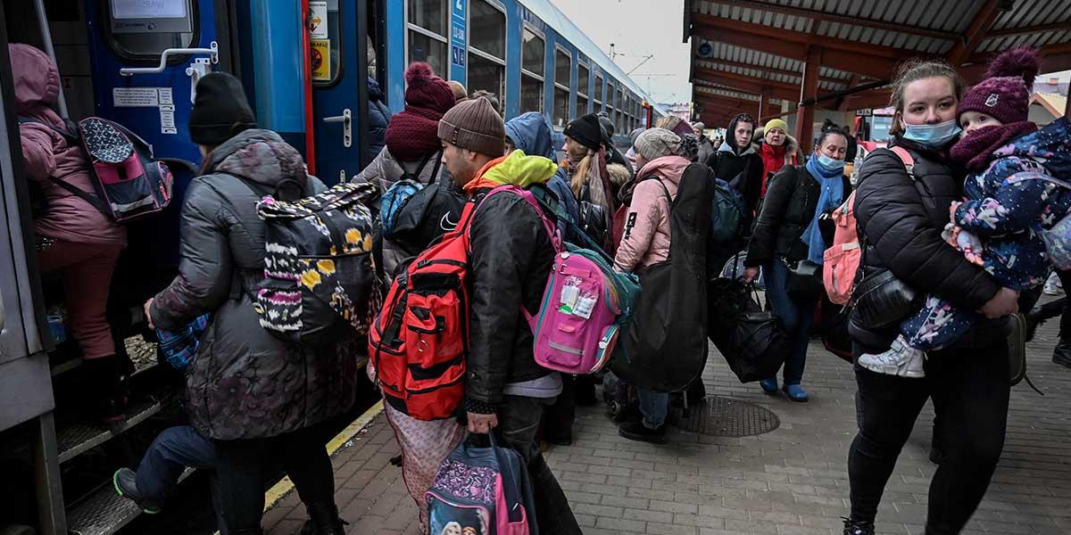 El flujo de refugiados ucranianos continúa y llega a los 3,86 millones