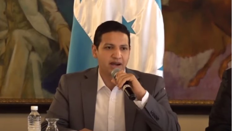 El Ministro de Mi Ambiente anuncia una intervención de la biosfera del Río Plátano El Ministro de Mi Ambiente anuncia una intervención de la biosfera del Río Plátano