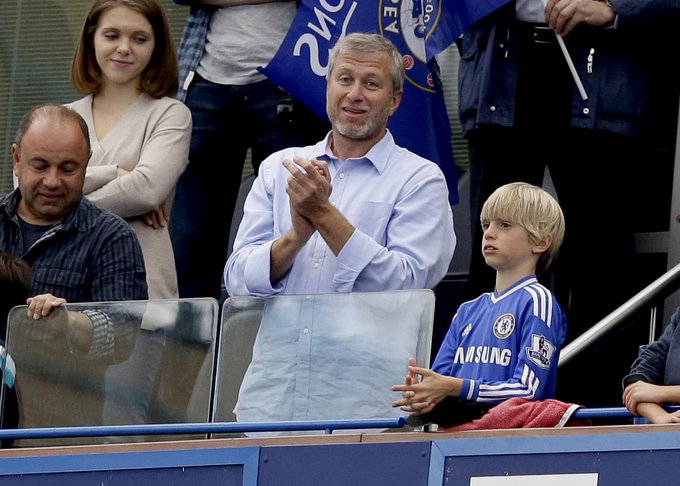 Abramovich confirma que pone a la venta a Chelsea