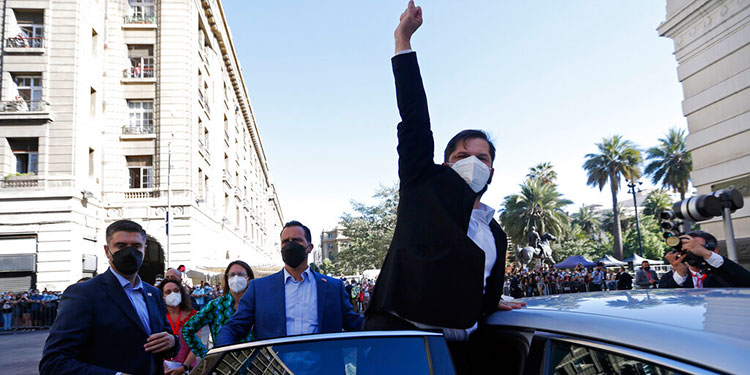 Gabriel Boric se apresta a jurar como nuevo presidente de Chile
