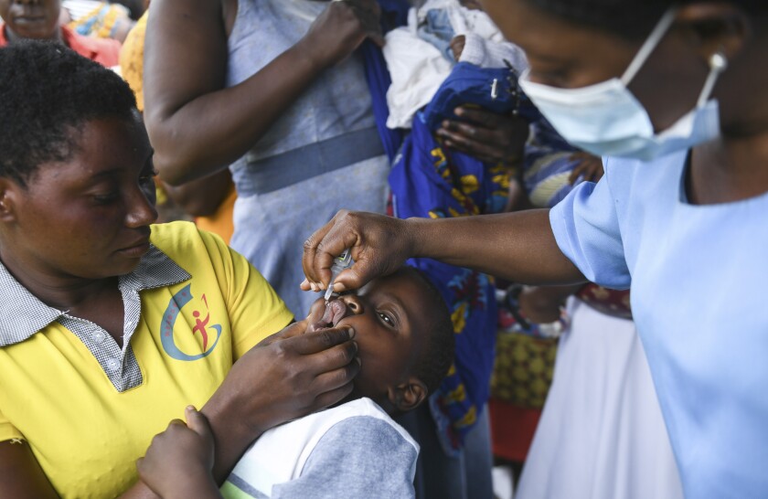 Vacunarán a nueve millones de niños en África contra la polio Vacunarán a nueve millones de niños en África contra la polio