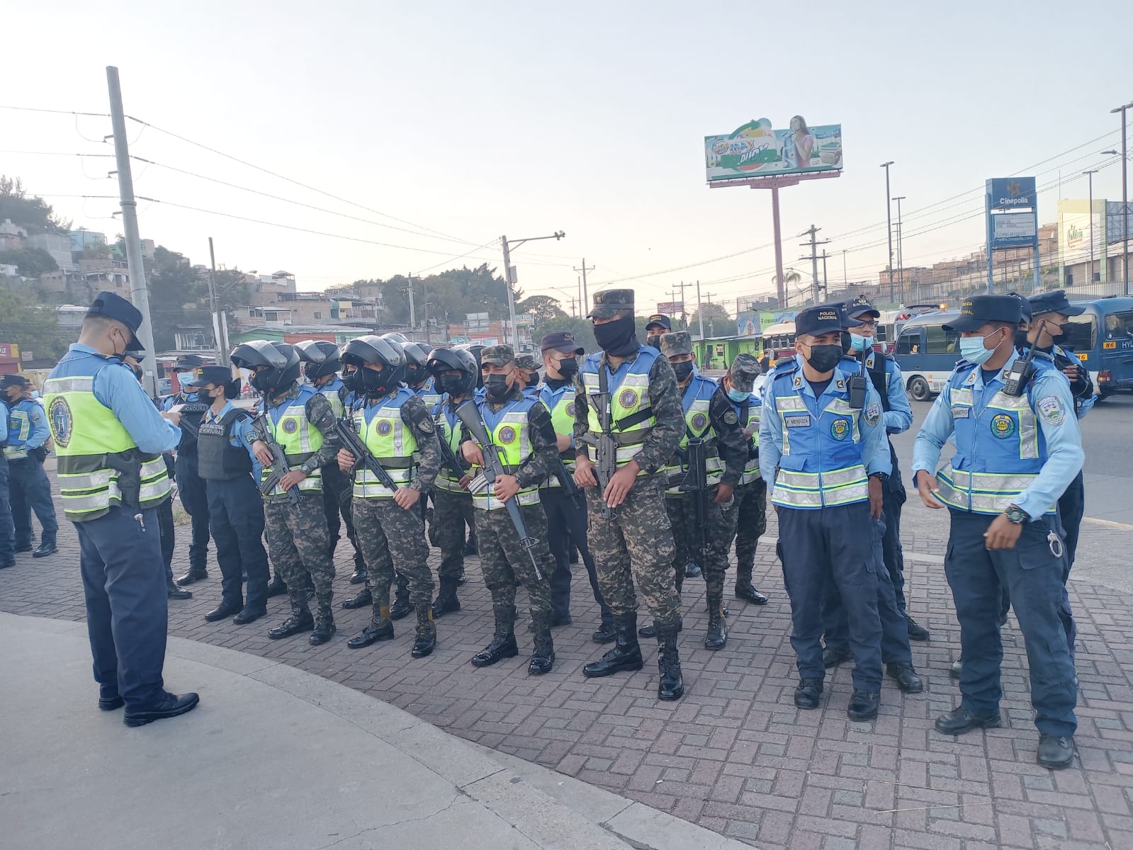 Fuerza de Seguridad del Trasporte realiza saturaciones en diferentes puntos de la capital