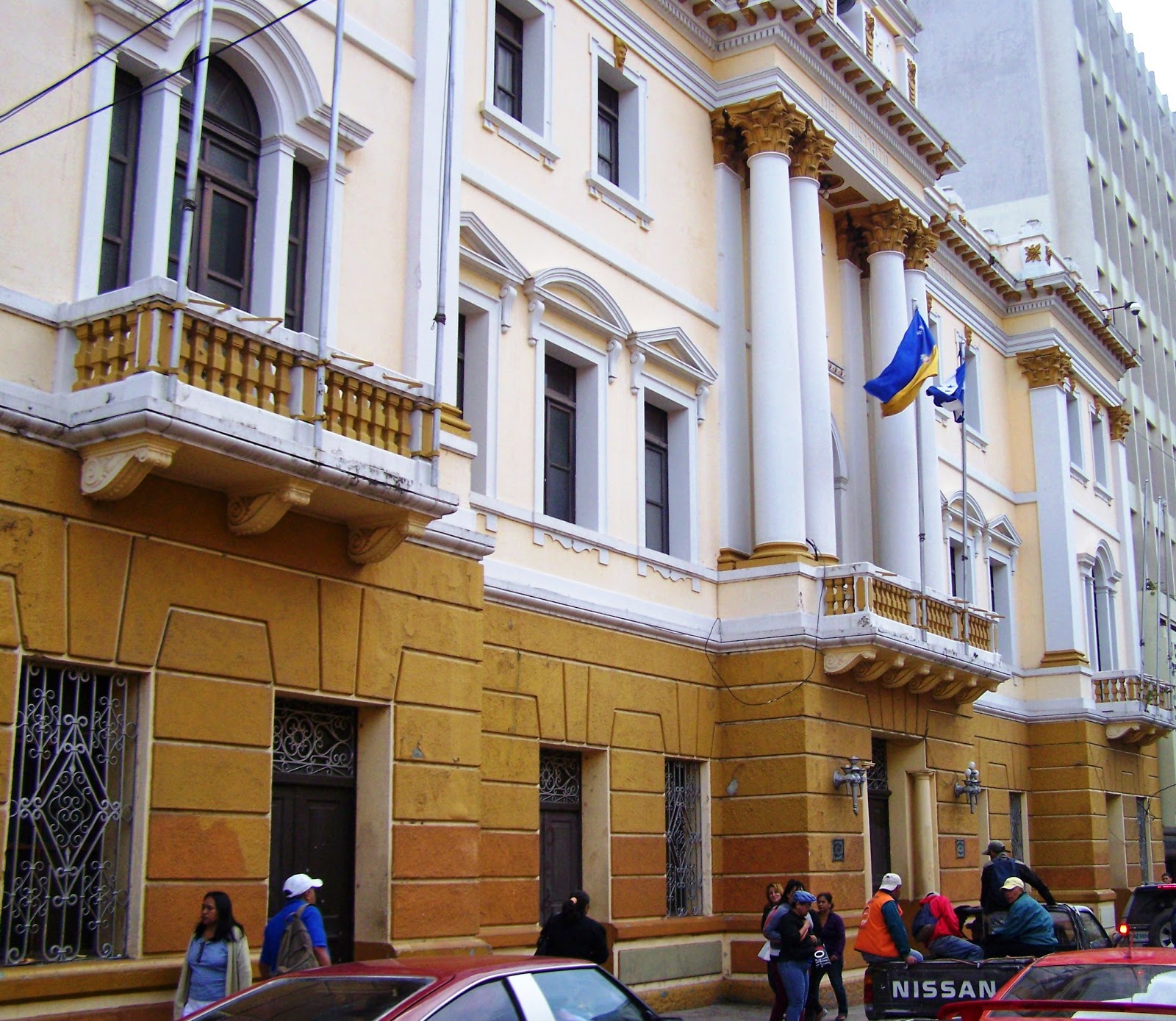 Gobierno desembolsara L800 millones y los pondrá a disposición de las alcaldías a partir del 15 de marzo Gobierno desembolsara L800 millones y los pondrá a disposición de las alcaldías a partir del 15 de marzo