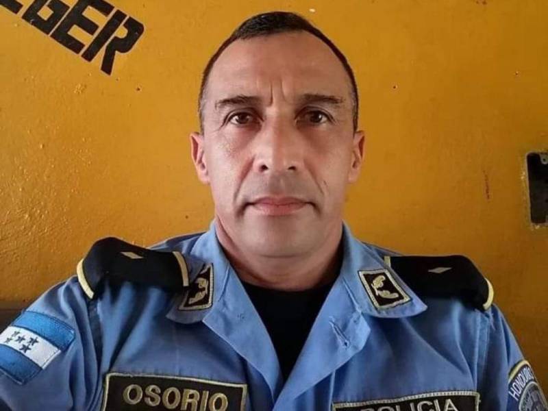 ¡Lamentable! Asesinan de varios machetazos a suboficial de la policía en La Paz ¡Lamentable! Asesinan de varios machetazos a suboficial de la policía en La Paz