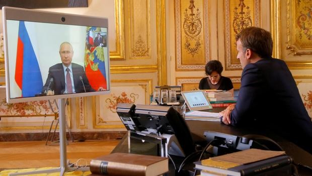 Macron resume conversación con Putin en «lo peor está por venir»