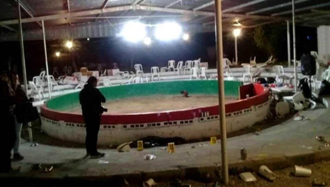 Sicarios asesinan a 19 personas en un palenque de gallos en el oeste mexicano