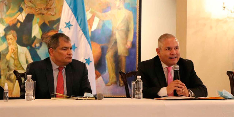 Ecuador protesta por visita de expresidente Rafael Correa a Honduras