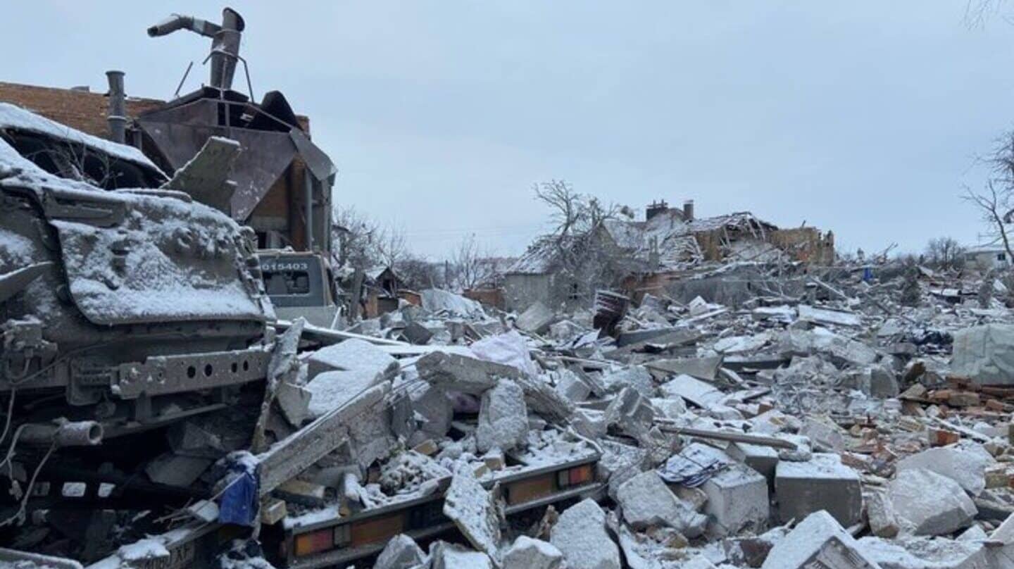 Rusia desvanece esperanzas en negociaciones y sigue bombardeando Ucrania Rusia desvanece esperanzas en negociaciones y sigue bombardeando Ucrania