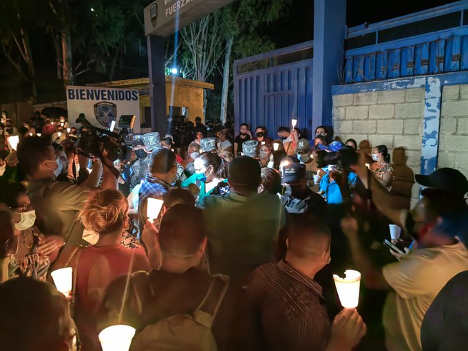 Realizan Jornada de Oración pidiendo por el expresidente Juan Orlando Hernández