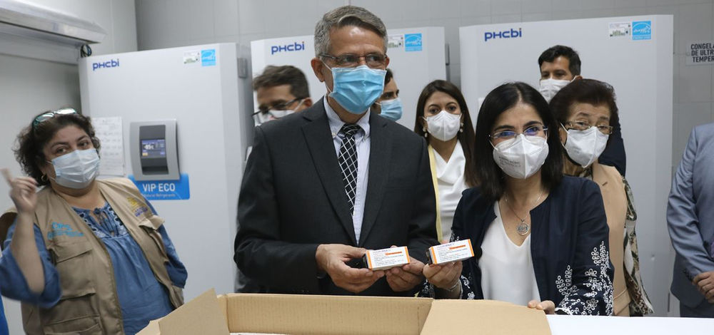 El ministro de Salud gestionó la donación de más de 250 mil vacunas pediátricas.