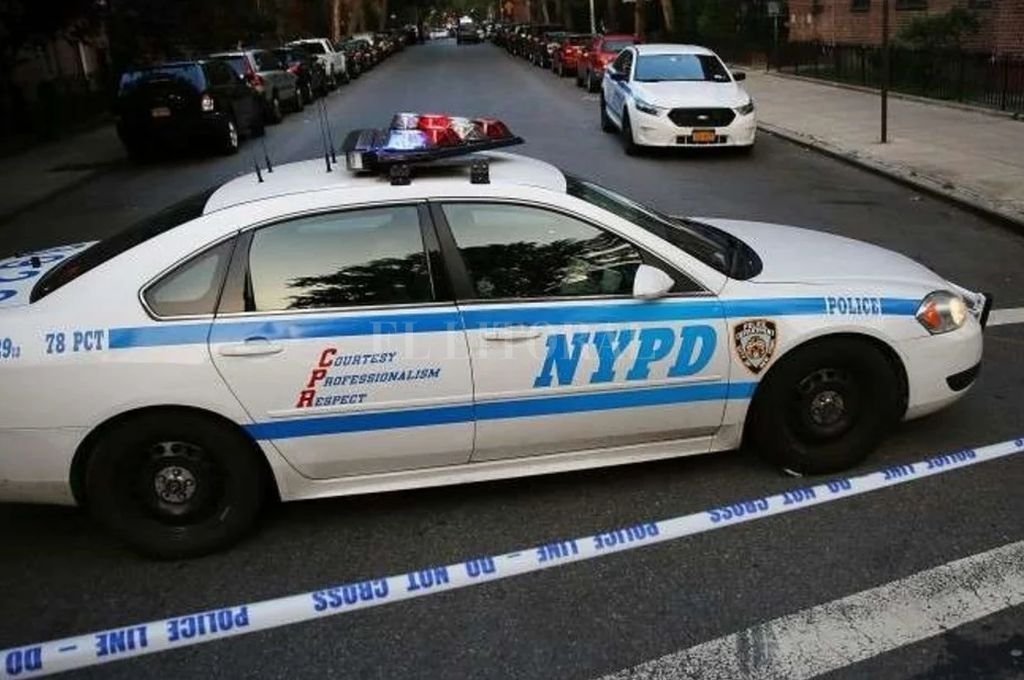 Detienen en EEUU a hijo de escritor Paul Auster por muerte involuntaria de su niña de 10 meses Detienen en EEUU a hijo de escritor Paul Auster por muerte involuntaria de su niña de 10 meses