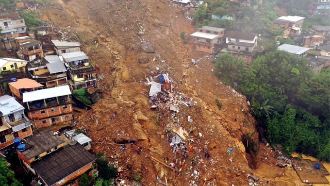 Al menos 14 muertos dejan deslizamientos por lluvias en Río de Janeiro