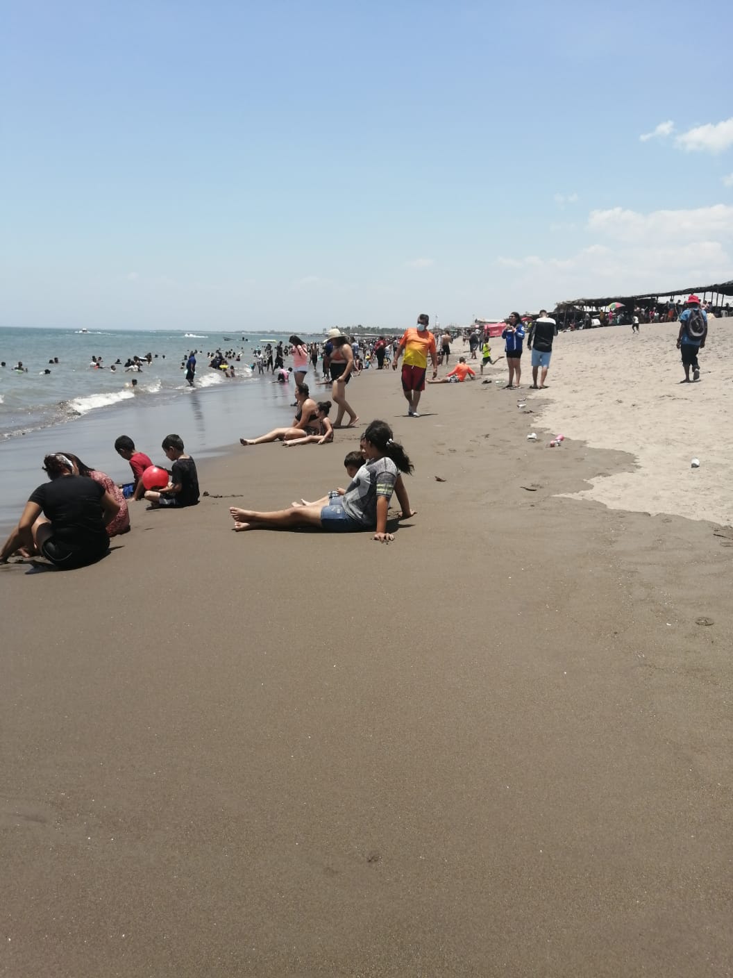 Más de 80 mil personas ingresaron por turismo a Honduras durante Semana Santa Más de 80 mil personas ingresaron por turismo a Honduras durante Semana Santa