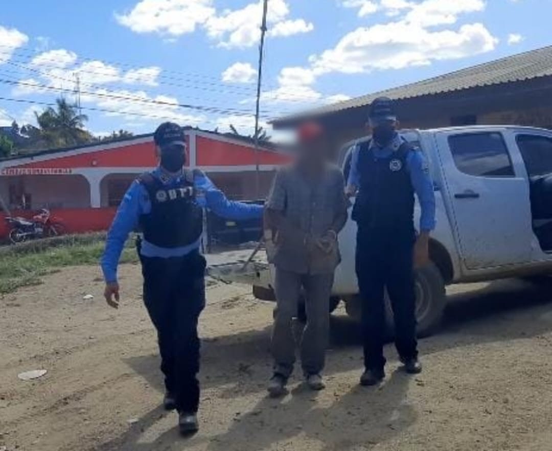 Policía captura a sujeto por el delito de violación en zona oriental Policía captura a sujeto por el delito de violación en zona oriental