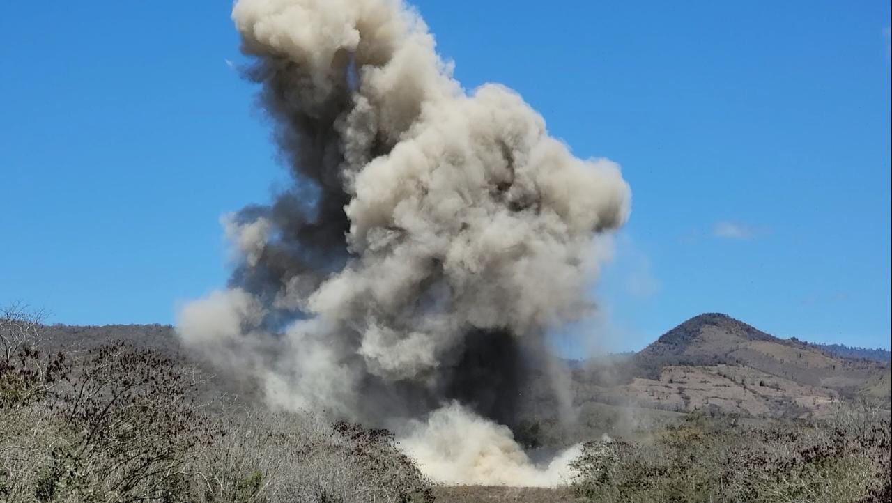 Fuerzas Armadas inhabilita 9 áreas clandestinas de aterrizaje en Olancho Fuerzas Armadas inhabilita 9 áreas clandestinas de aterrizaje en Olancho