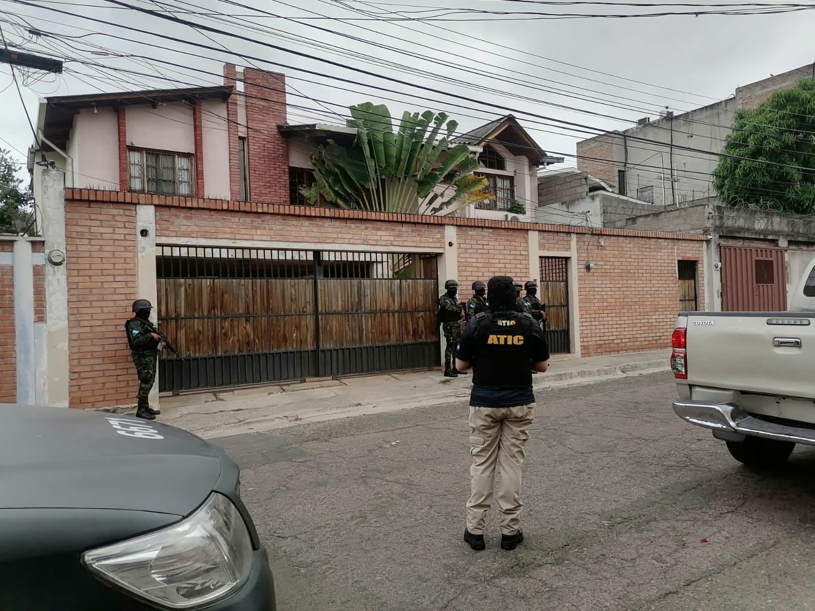 MP asegura 83 bienes a dos ex altos oficiales de la Policía