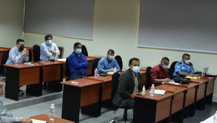 Ministro de Seguridad sostuvo reunión con representantes del Bajo Aguan, para implementar estrategias ante invasiones de fincas