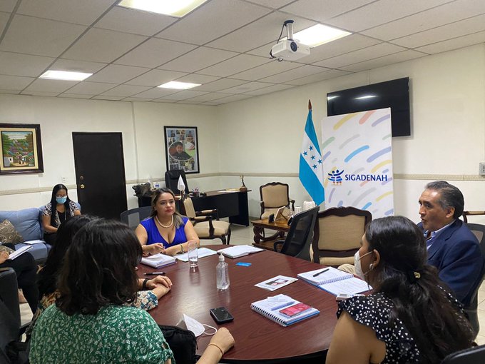 Comitiva hondureña recorrerá travesía migratoria hacia EEUU Comitiva hondureña recorrerá travesía migratoria hacia EEUU