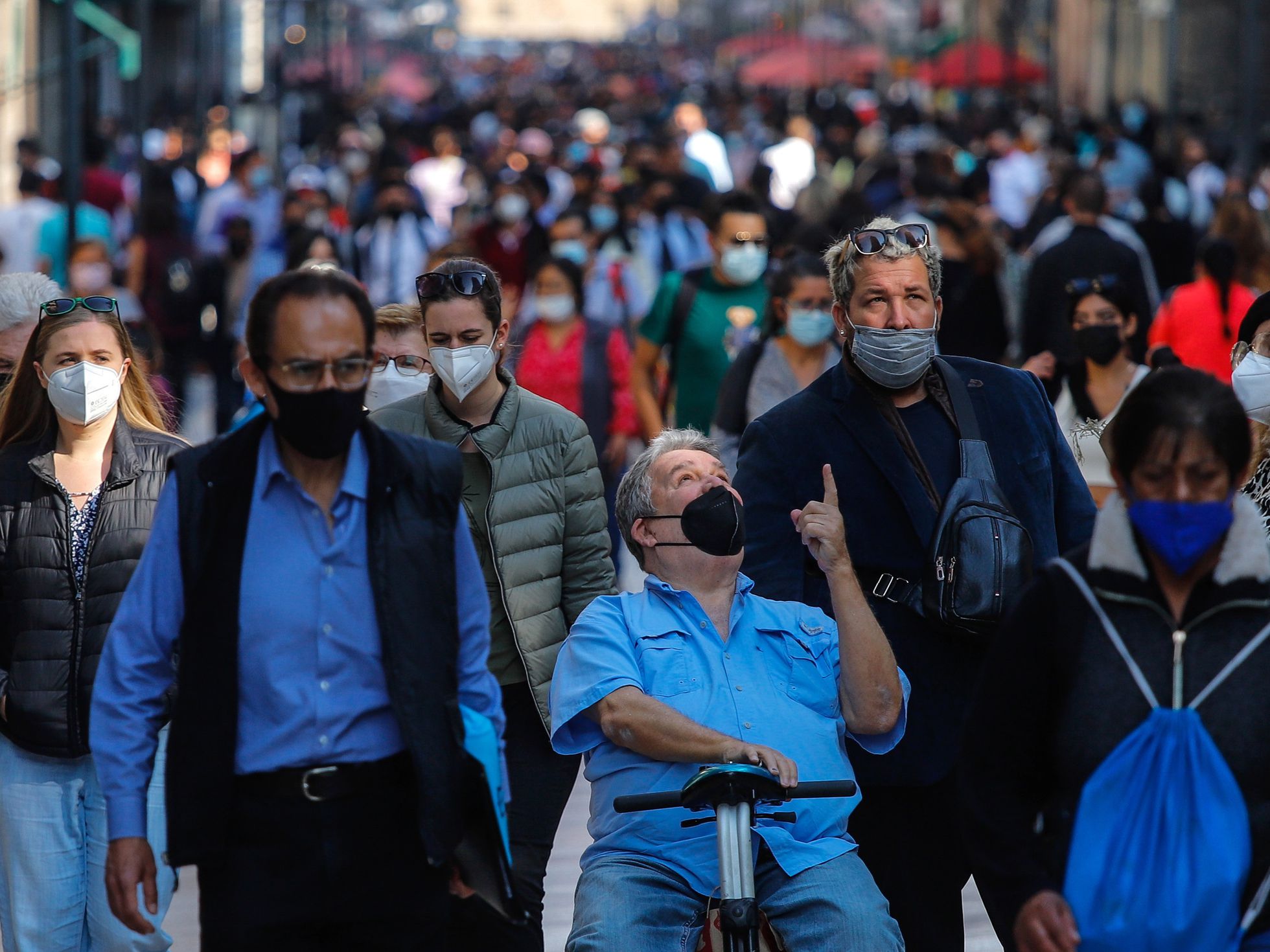 Eliminan el uso obligatorio de mascarillas en la Ciudad de México