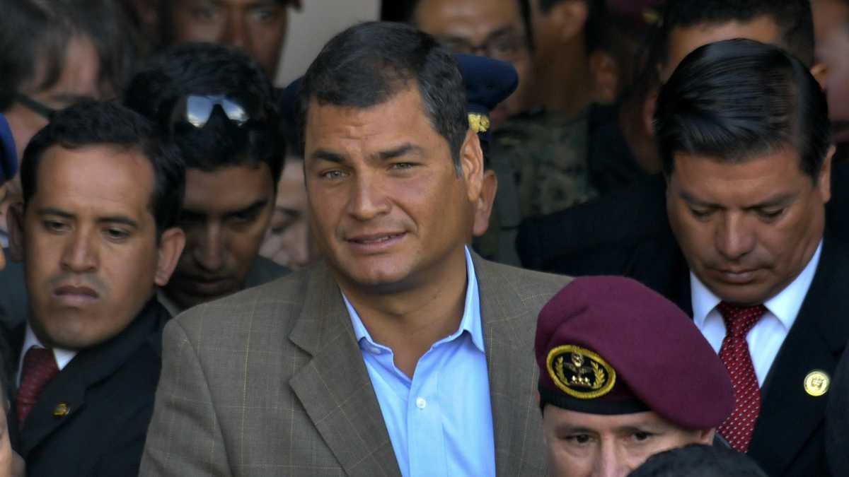 La justicia de Ecuador firma solicitud de extradición del expresidente Correa